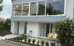 Guesthouse Poppies, Free Parking, No Bikes Inside